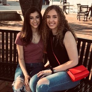 Meet your Posher, Anna